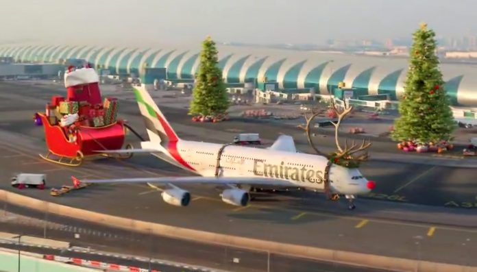 Så här kan det se ut när ett bolag i en shariastyrd stat önskar god jul. Skärmavbild: X/ Emirates